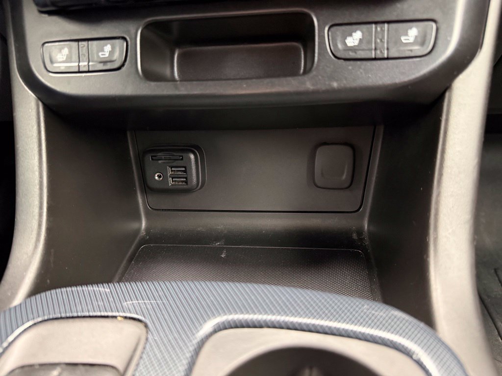 Used 2021 Blue Chevrolet Z71 image 54