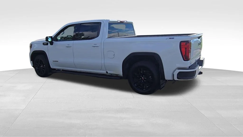 Used 2021 White GMC Elevation image 6