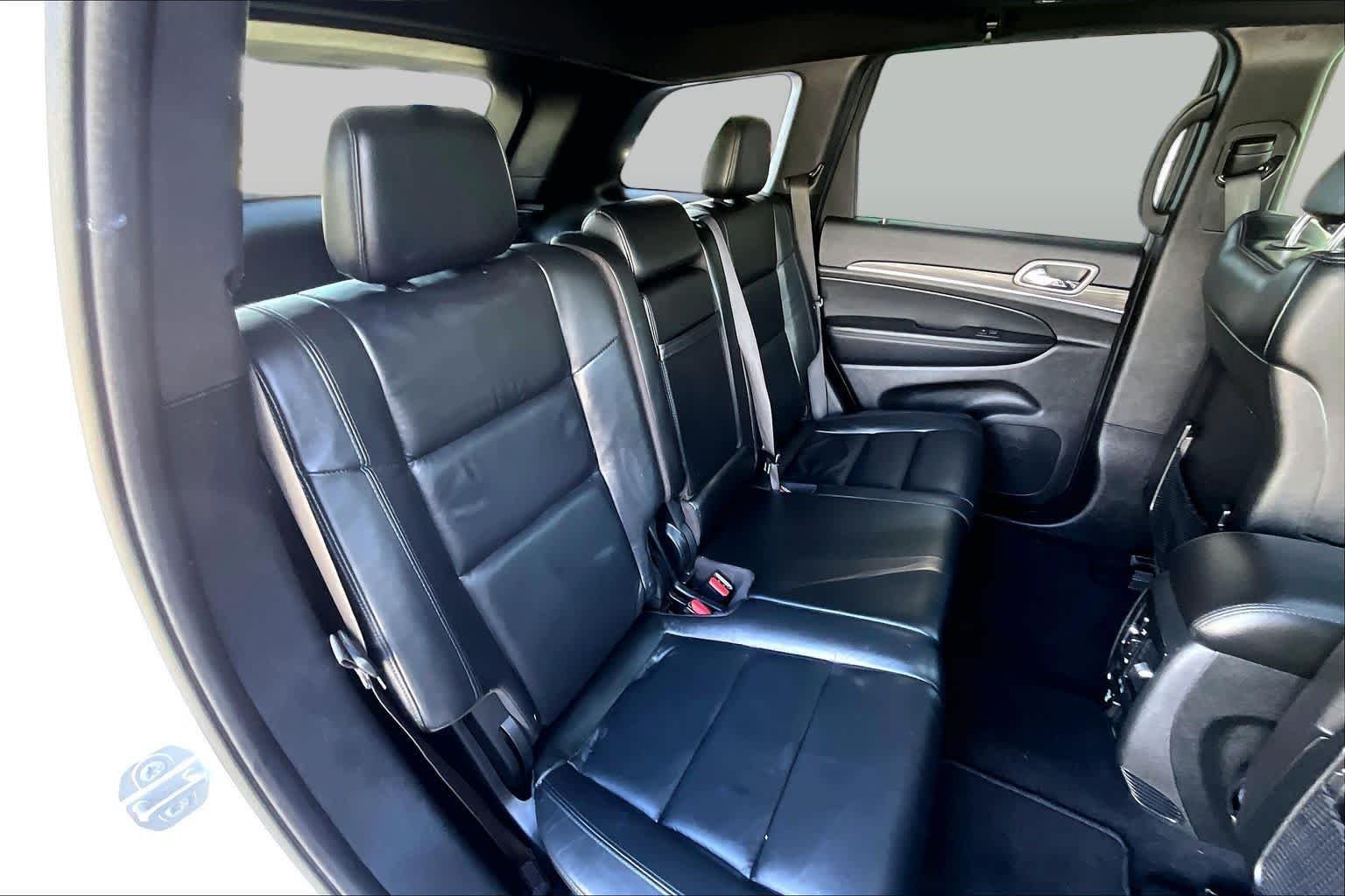 Used 2021 Bright White Clearcoat Jeep Limited image 20