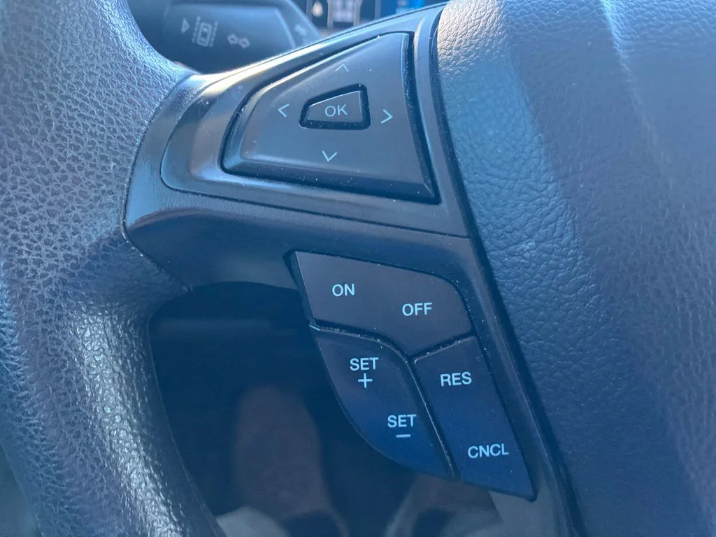 Used 2024 Blue Ford SE image 13