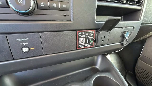 2026 Chevrolet Express Cargo Work Van - Photo 16