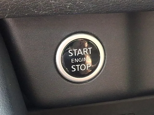 Used 2023 Gray Nissan Platinum image 24