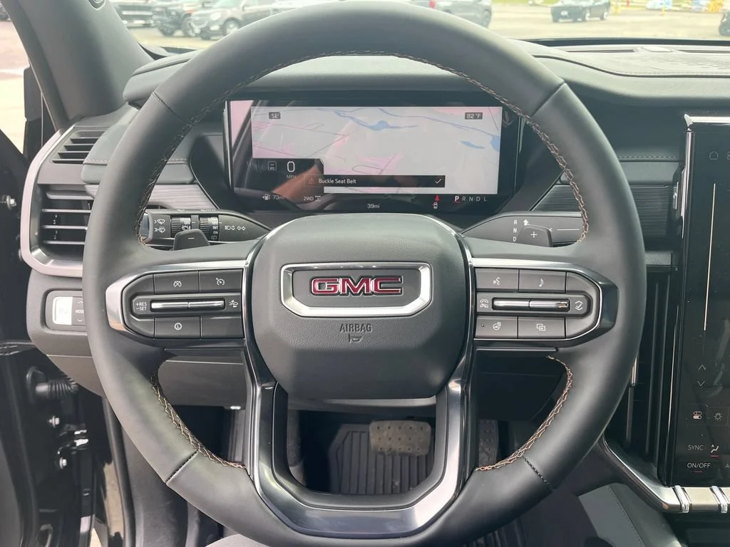2026 GMC Acadia AT4 - Photo 12