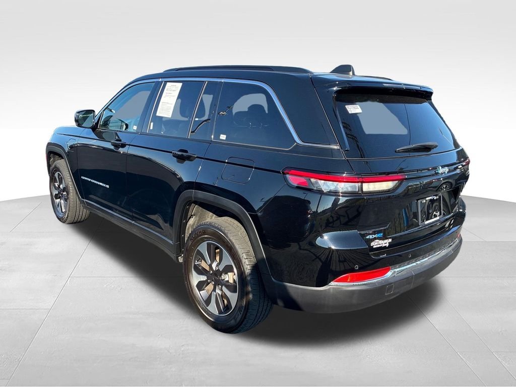 Used 2024 Black Jeep 4xe image 3