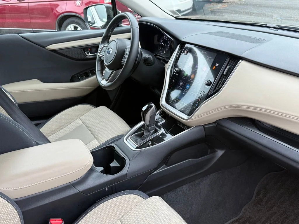 Used 2025 Autumn Green Metallic Subaru Premium image 30