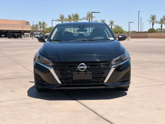 Certified Used 2025 Black Nissan 2.5 SV image 4