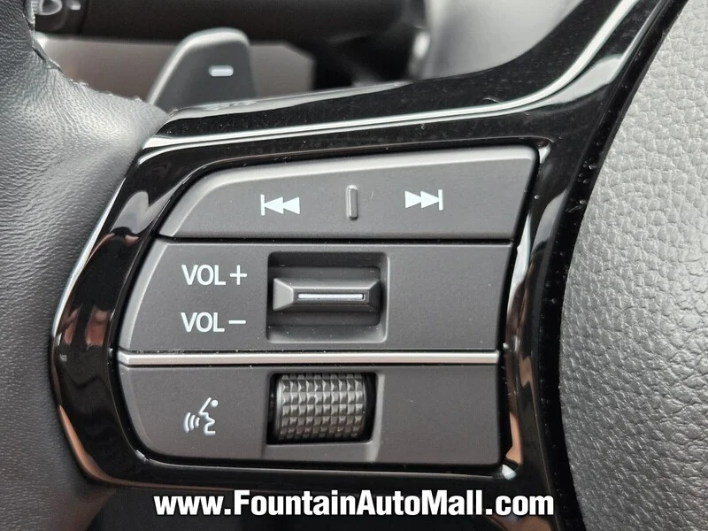Used 2024 Majestic Black Pearl Acura CVT image 20