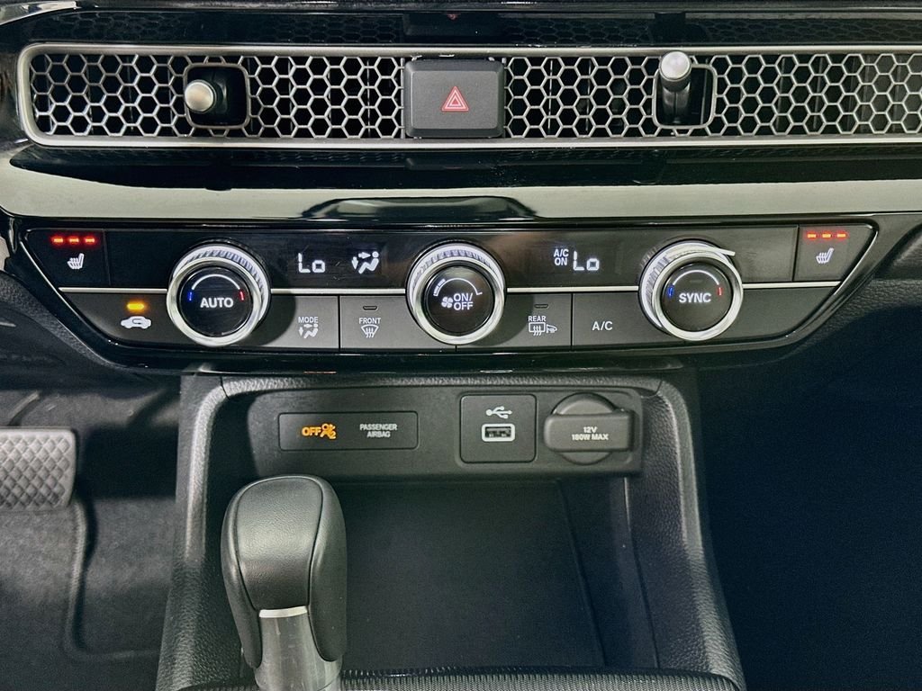 2024 Honda Civic EX - Photo 15