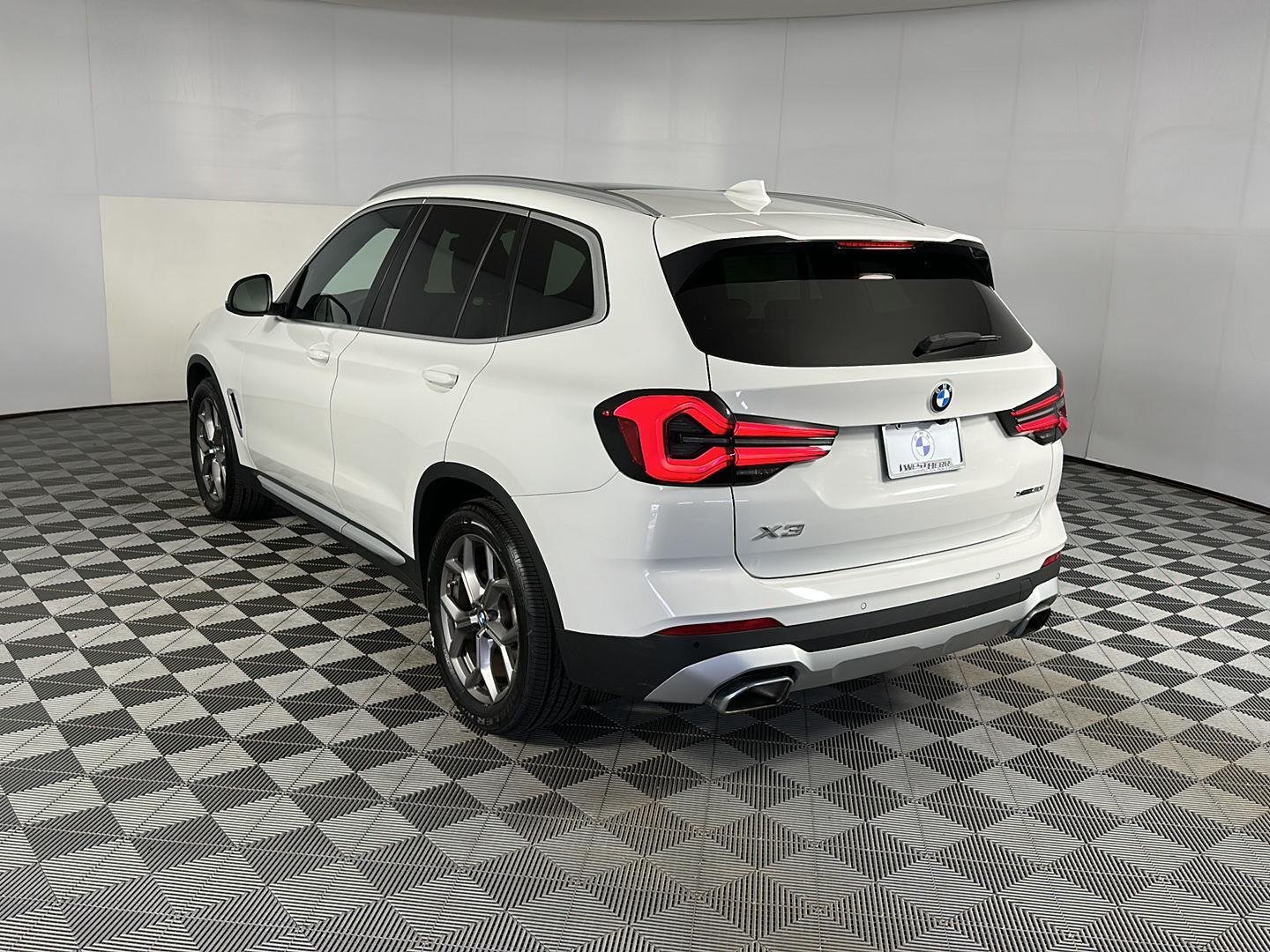 Used 2022 Alpine White BMW xDrive30i image 29