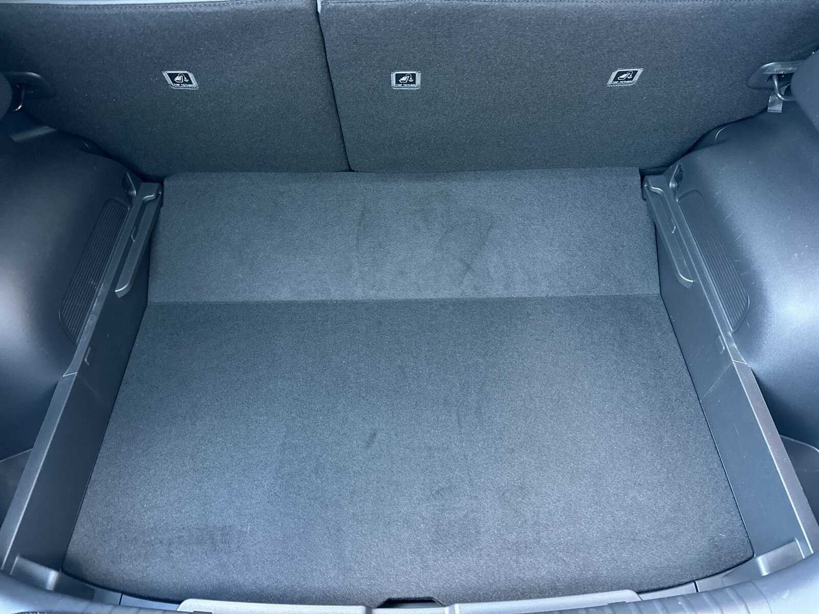 Used 2023 Graphite Gray Kia Wind 4D Sport Utility image 18