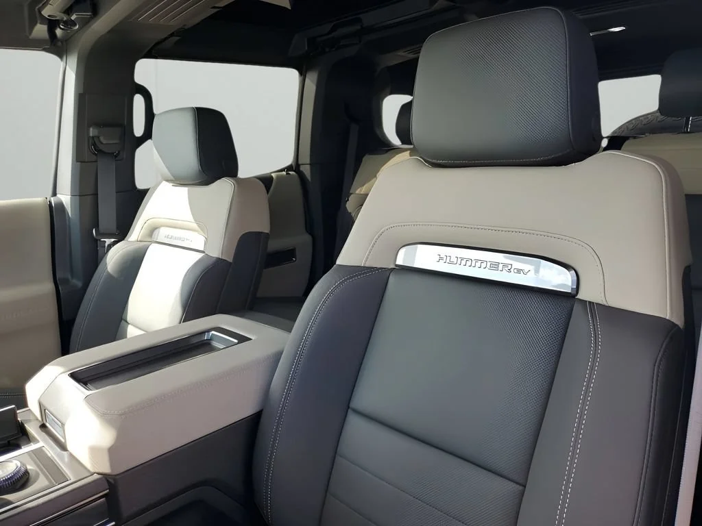 New 2026 Interstellar White GMC 2X image 35