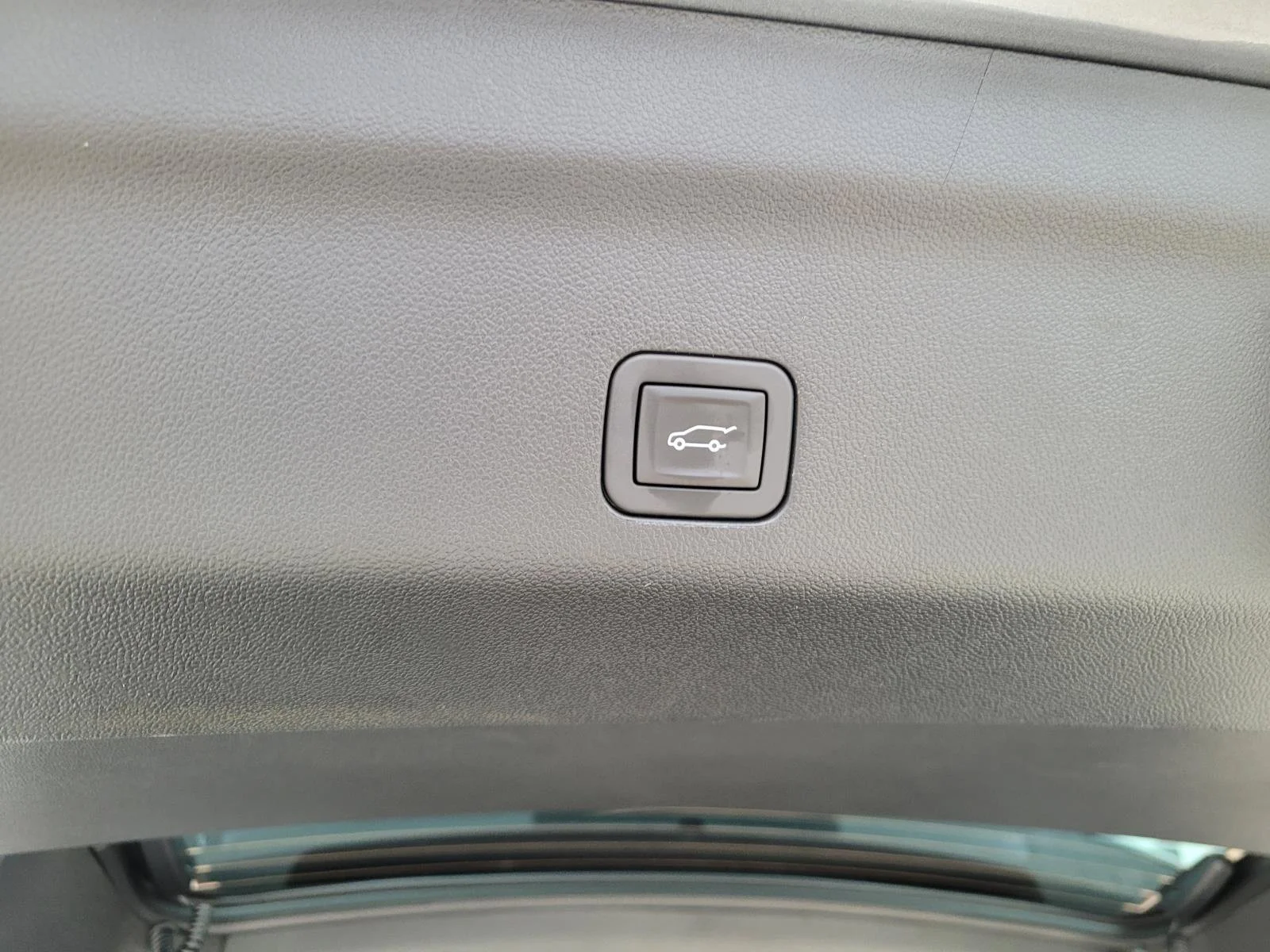 2026 Chevrolet Tahoe High Country - Photo 10
