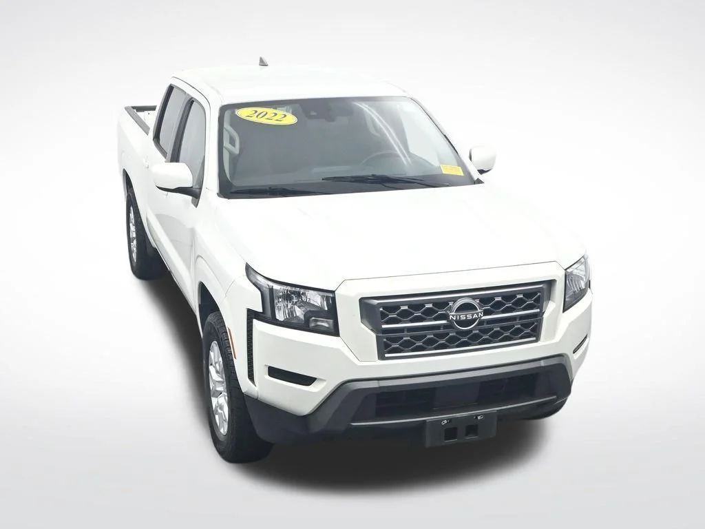 Used 2022 White Nissan SV image 23