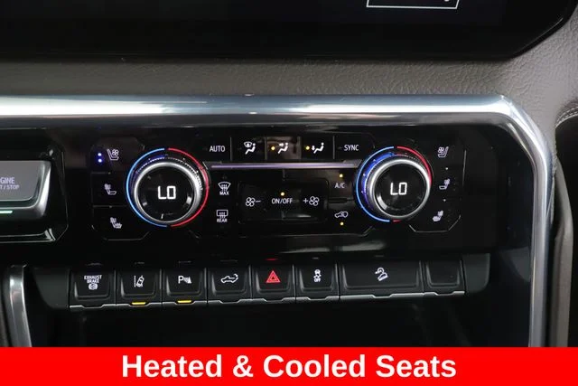 Used 2025 Black GMC Denali image 4