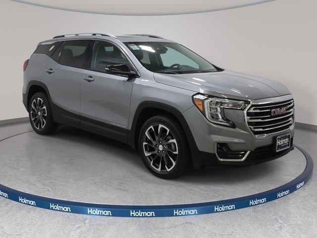 Used 2023 Silver GMC SLT image 4