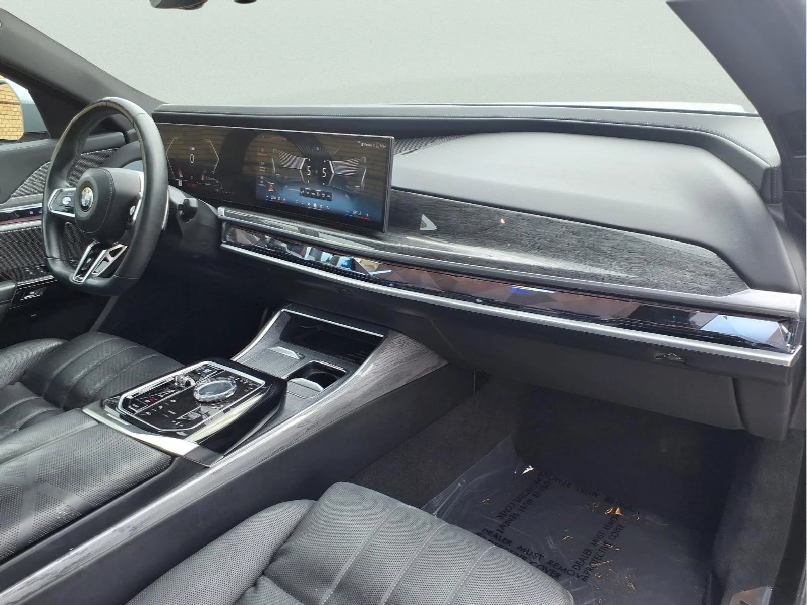 2024 BMW 7 Series 740i - Photo 12