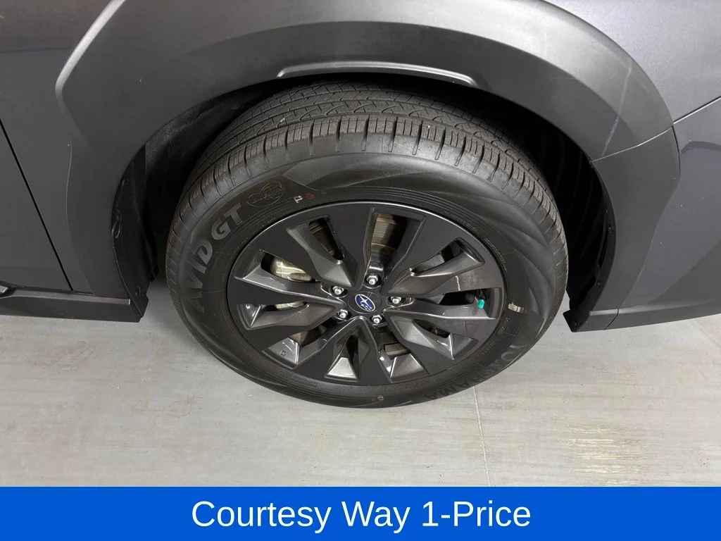 Used 2025 Gray Subaru Onyx Edition image 13