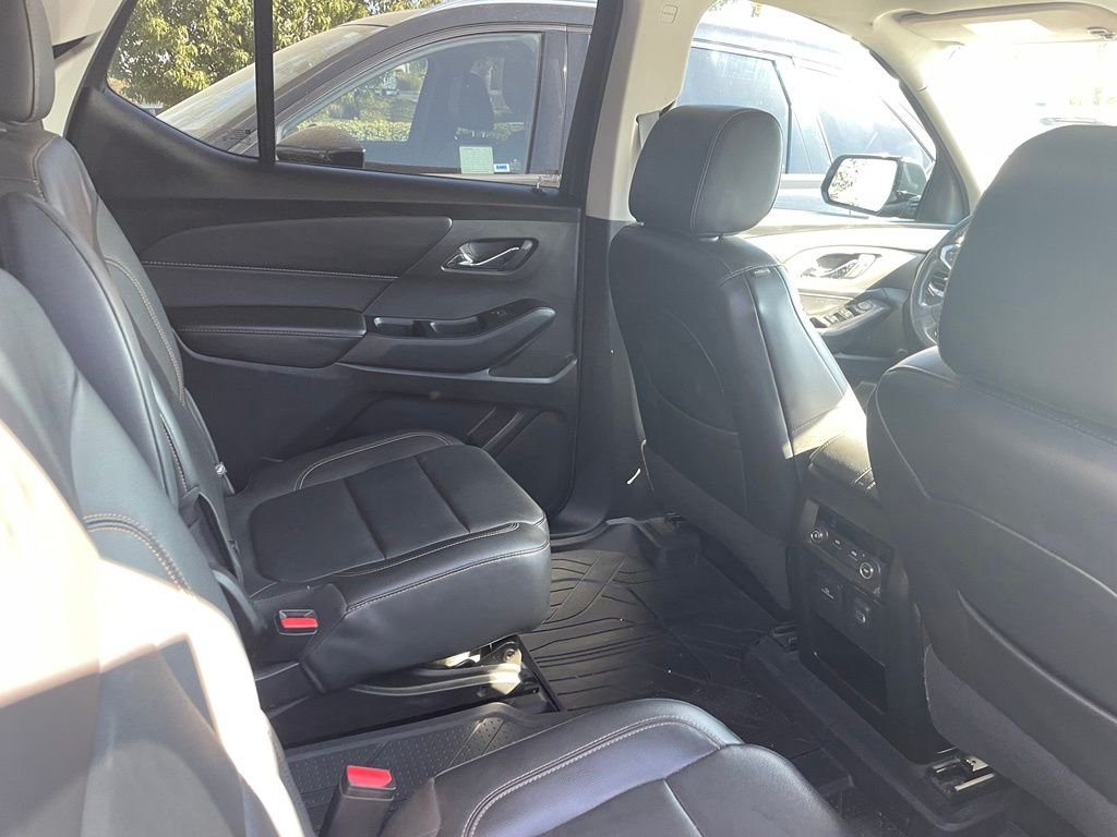 Used 2020 Graphite Metallic Chevrolet RS image 10