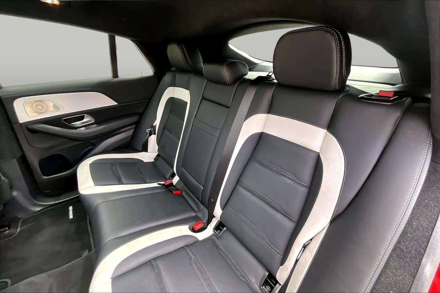 Used 2025 MANUFAKTUR Cardinal Red Metallic Mercedes-Benz AMG® GLE 63 S image 21
