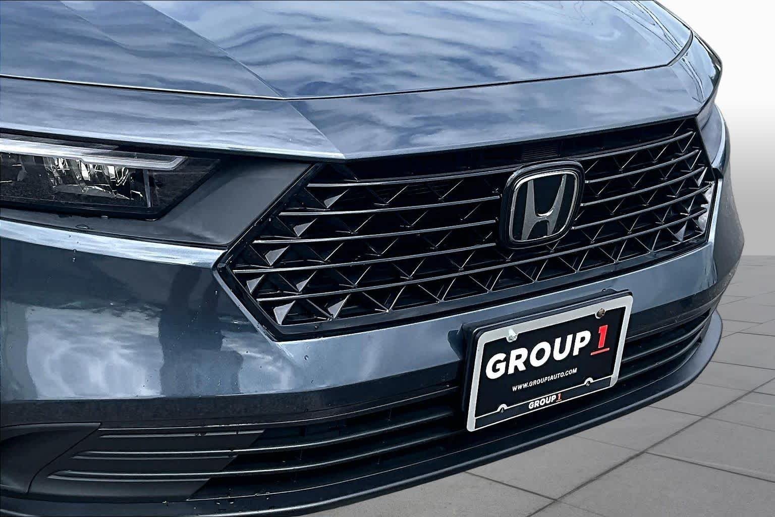 Used 2024 Meteorite Gray Metallic Honda 1.5T LX image 32