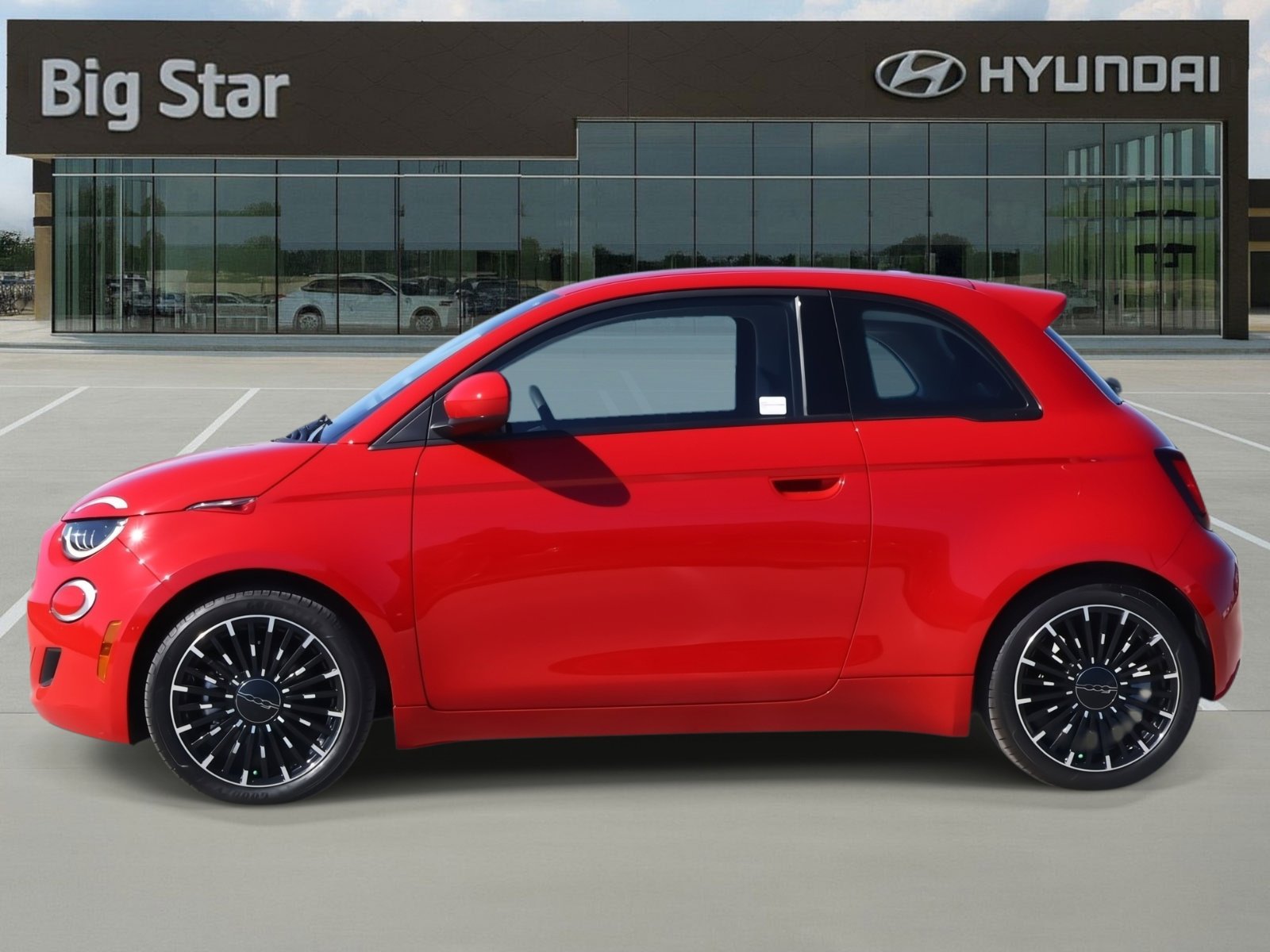 Used 2024 FIAT 500e Base with VIN ZFAFFAA43RX206554 for sale in Friendswood, TX