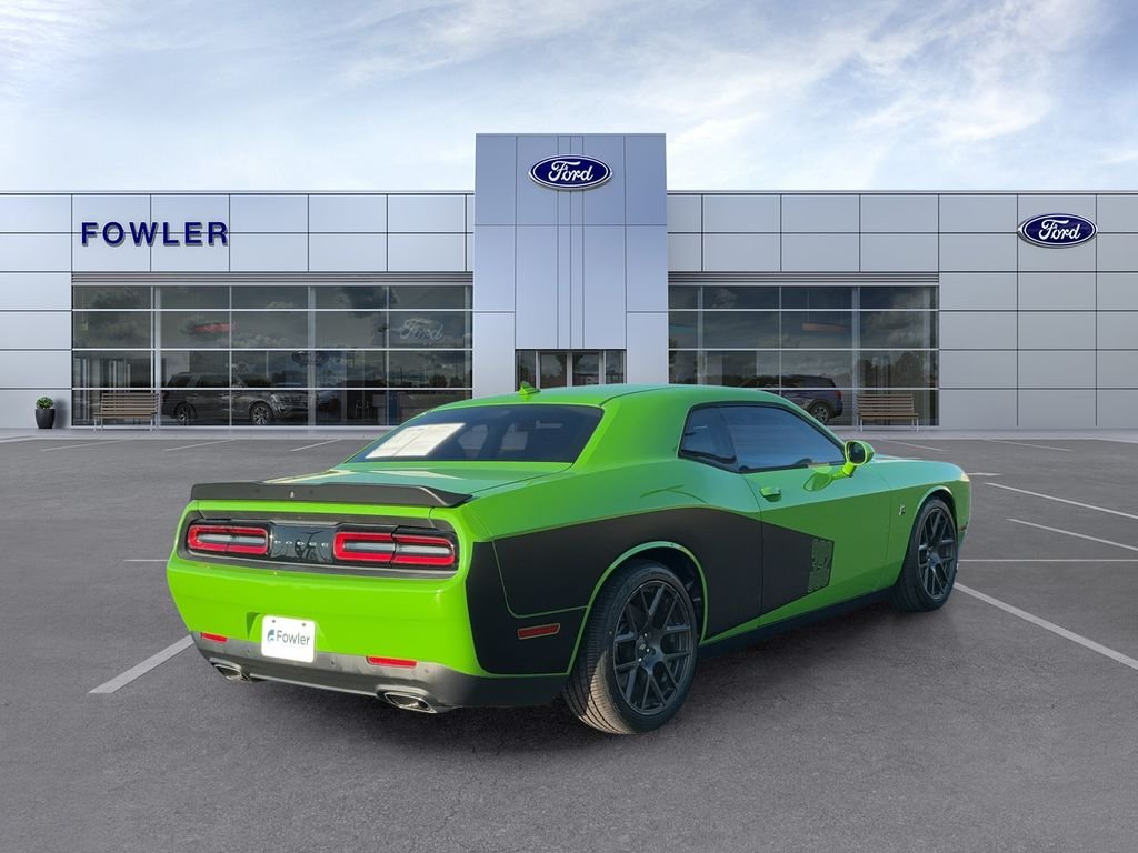 Used 2017 Green Dodge R/T image 5