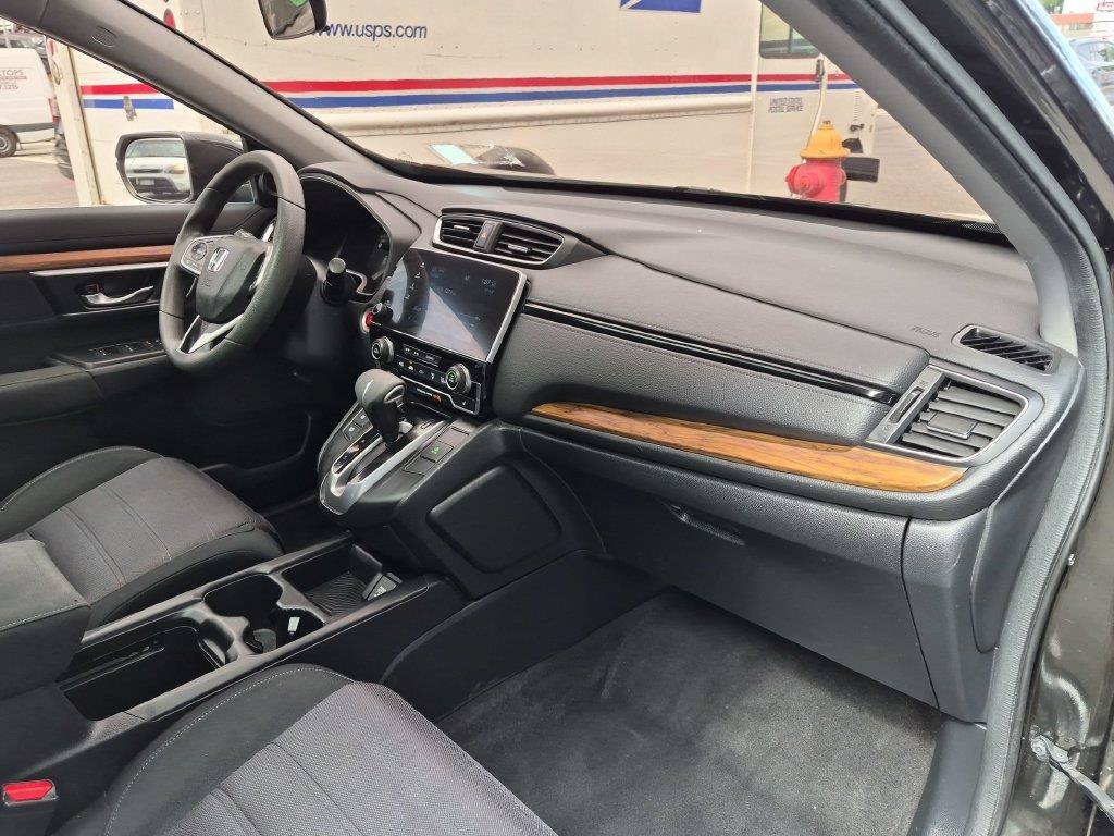 Used 2018 Silver Honda EX image 22