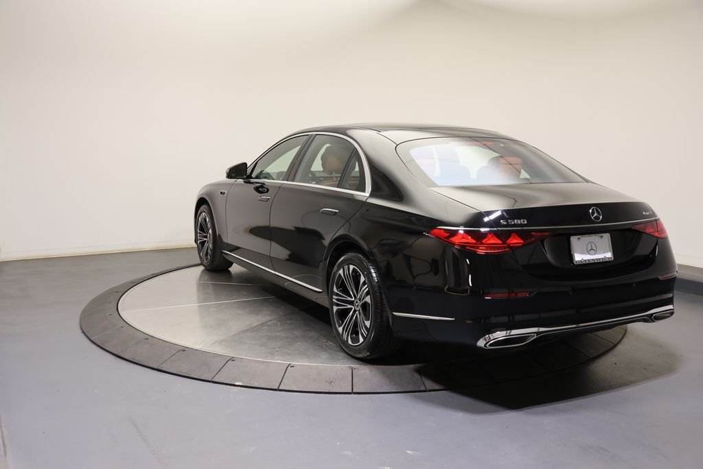 New 2027 Black Mercedes-Benz S 580 image 5