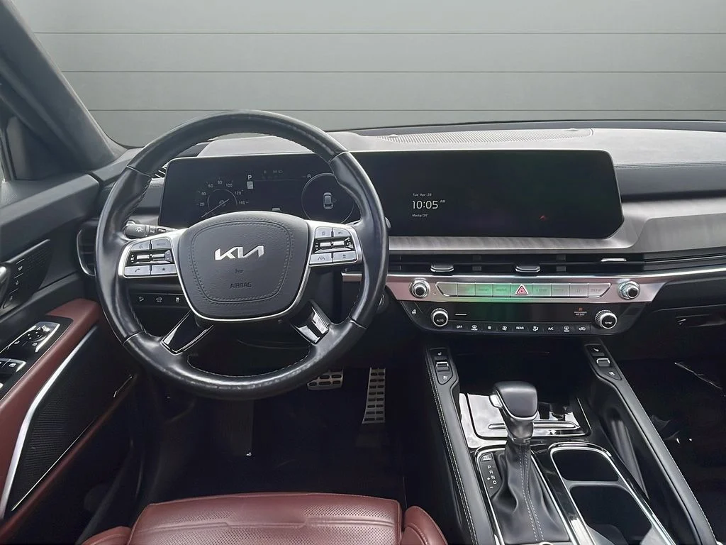 Used 2024 Black Kia SX-Prestige image 36