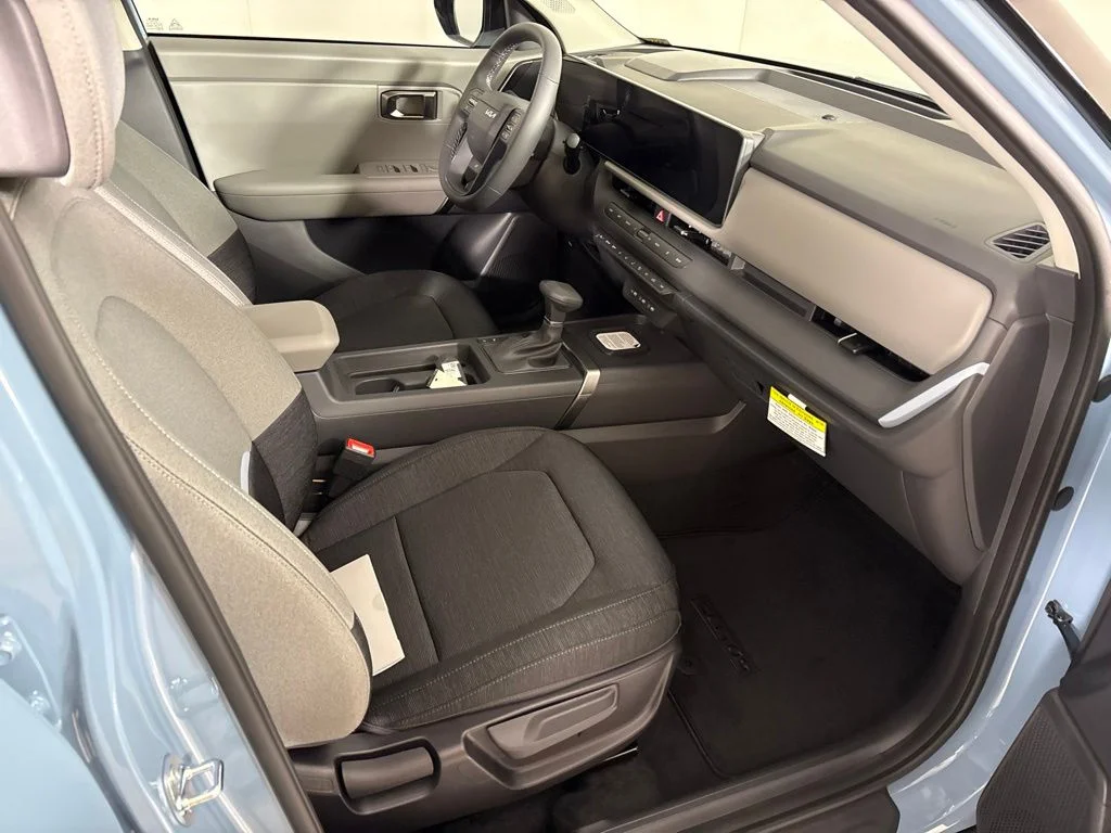 New 2027 Blue Kia S image 17