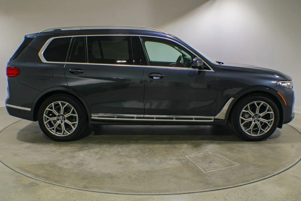 Used 2020 Gray Metallic BMW xDrive40i image 6