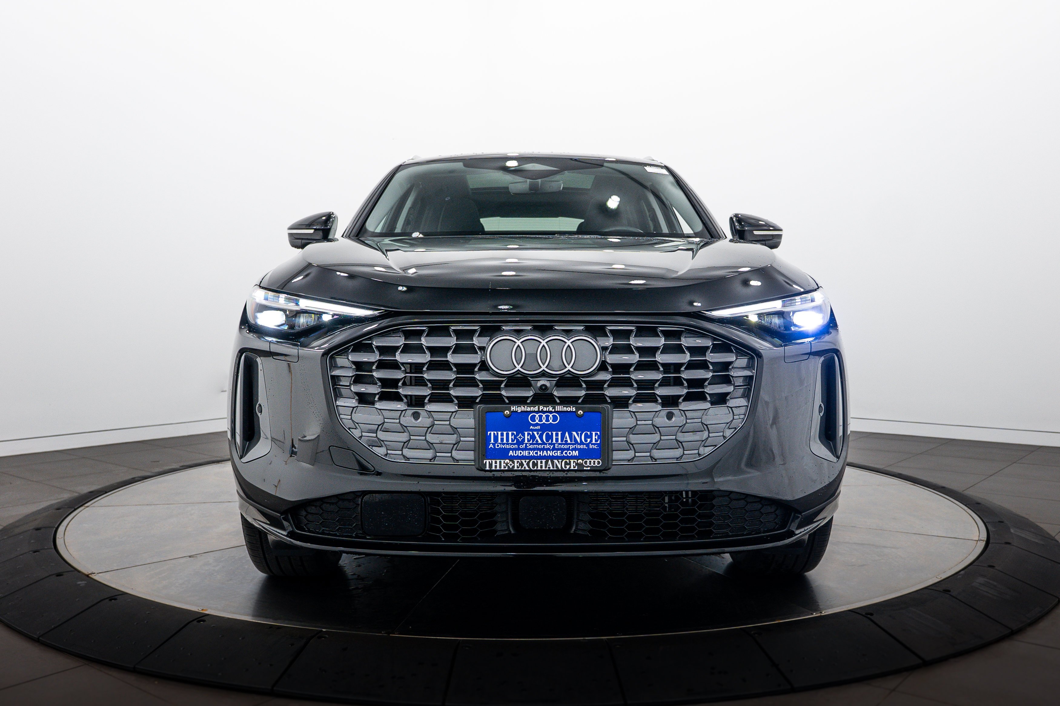 Used 2025 Mythos Black Metallic Audi Premium Plus image 24