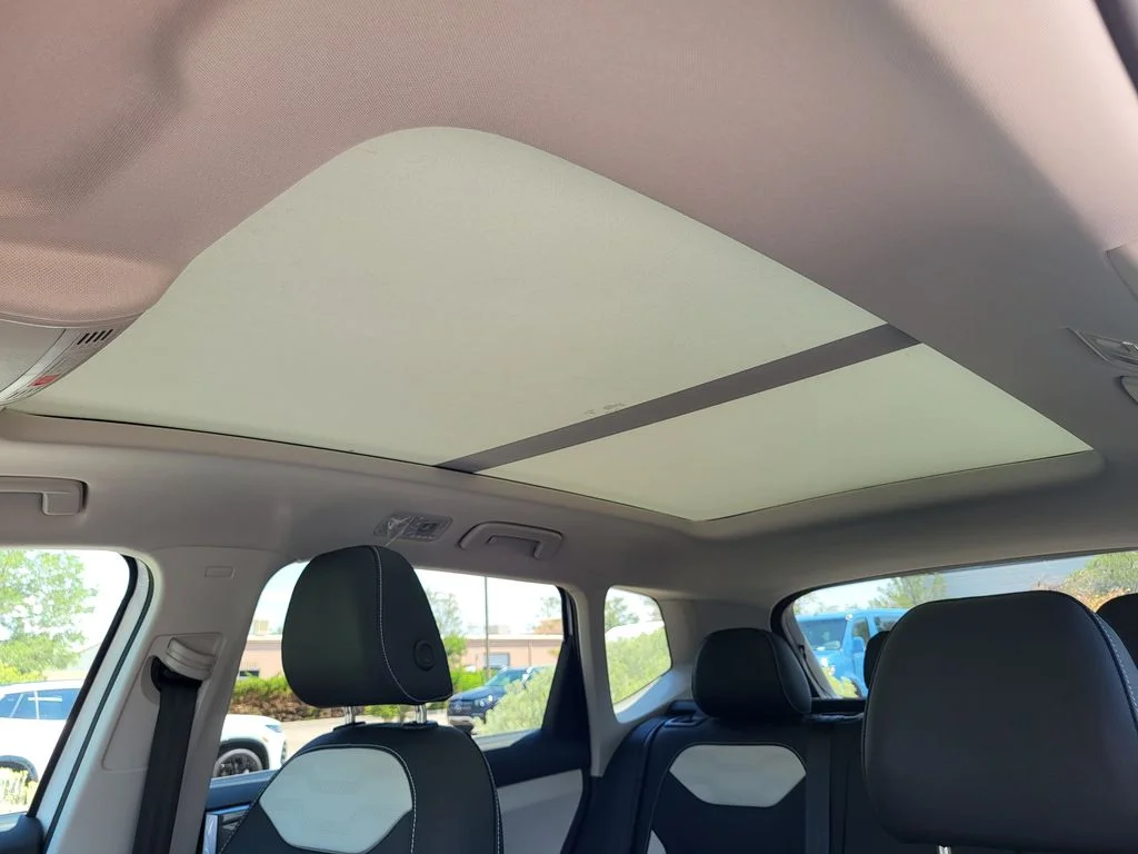 New 2026 Pure White Volkswagen 1.5T SEL image 11