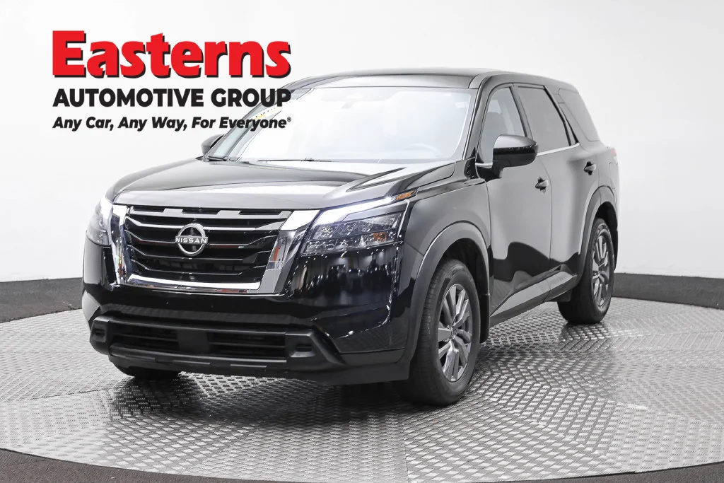 Used 2023 Black Nissan S image 1