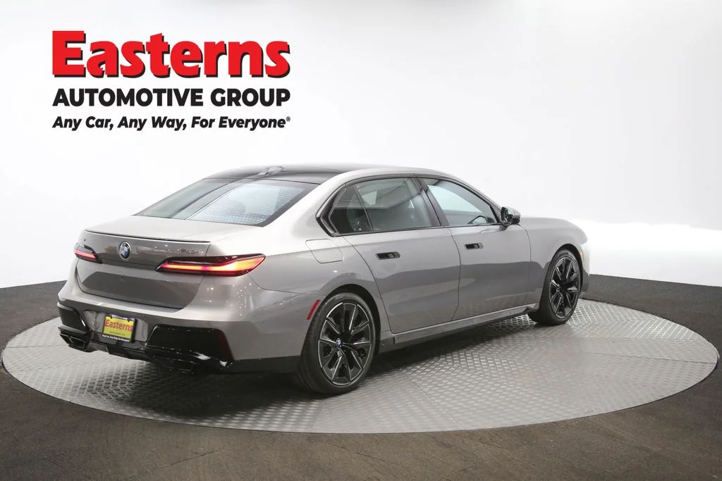 Used 2023 Gray BMW 760i xDrive image 45