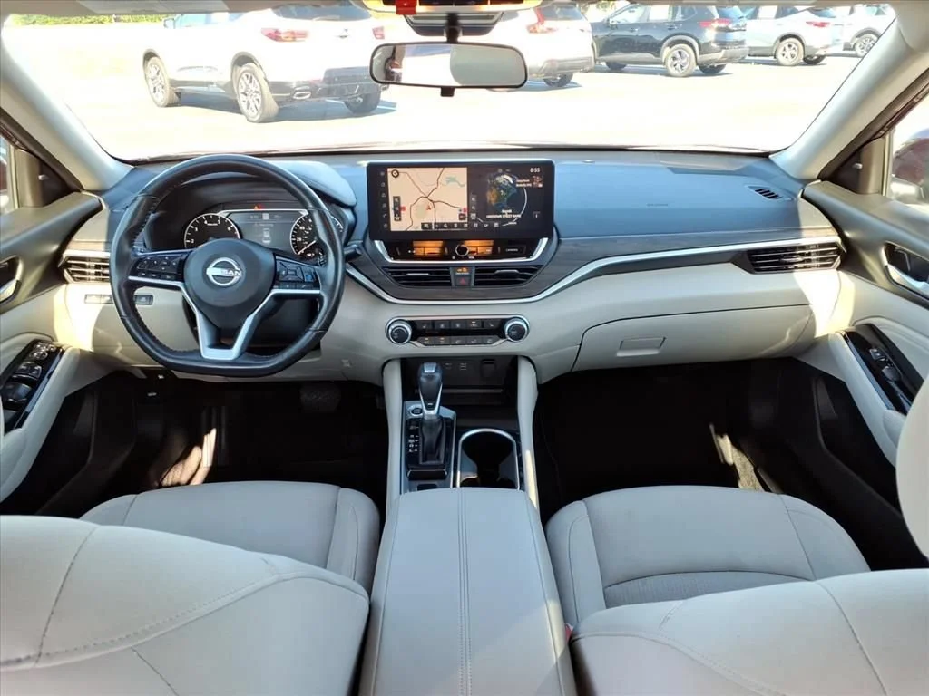 Used 2023 Red Nissan SV FWD image 25