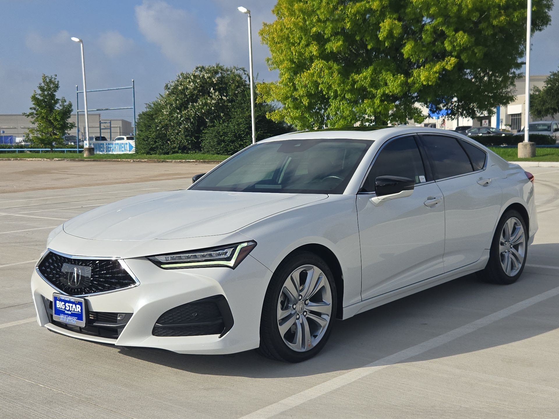 Used 2023 White Acura w/Technology Package image 7