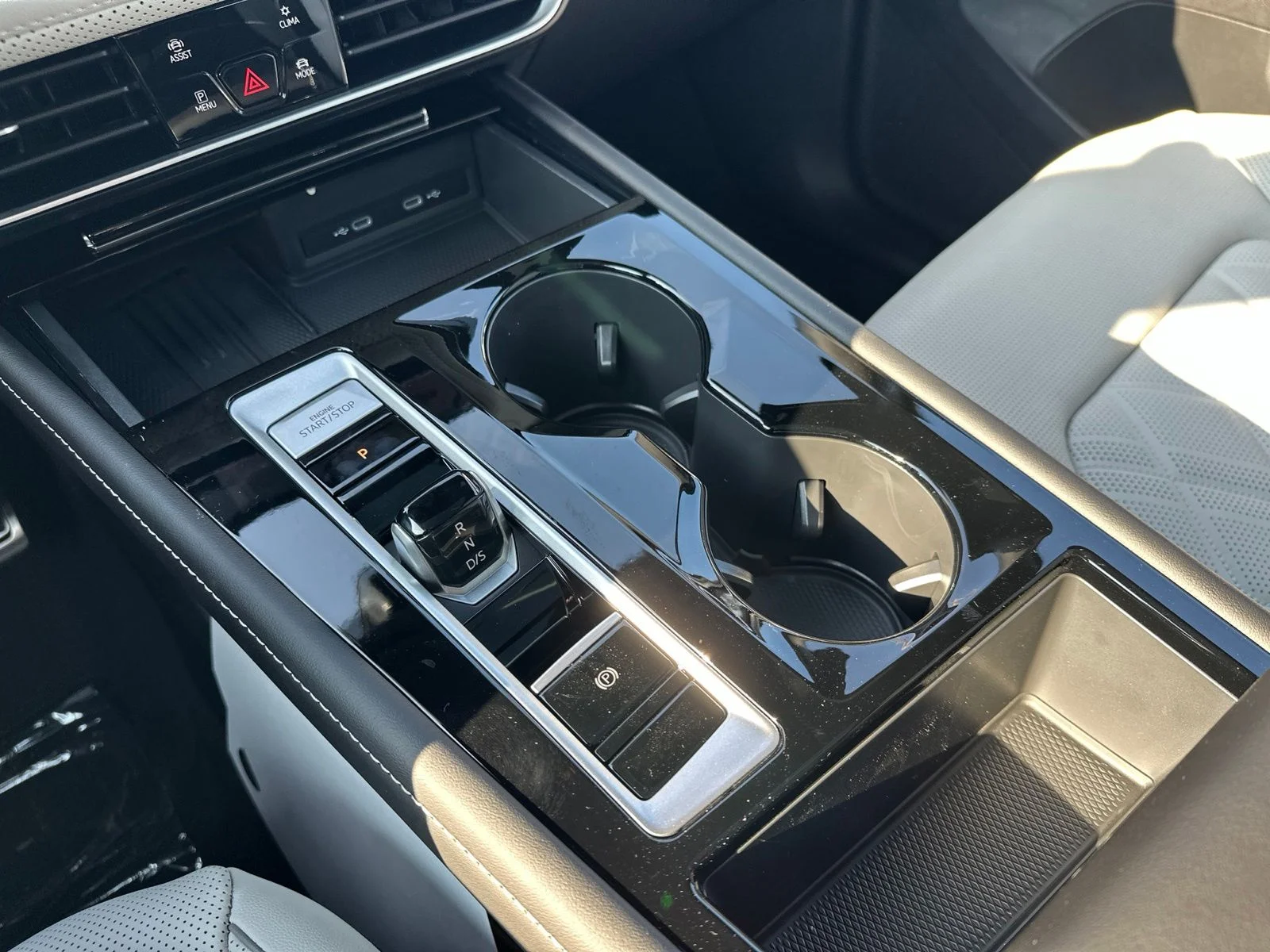 New 2026 Black Volkswagen 2.0T SEL Premium R-Line image 68