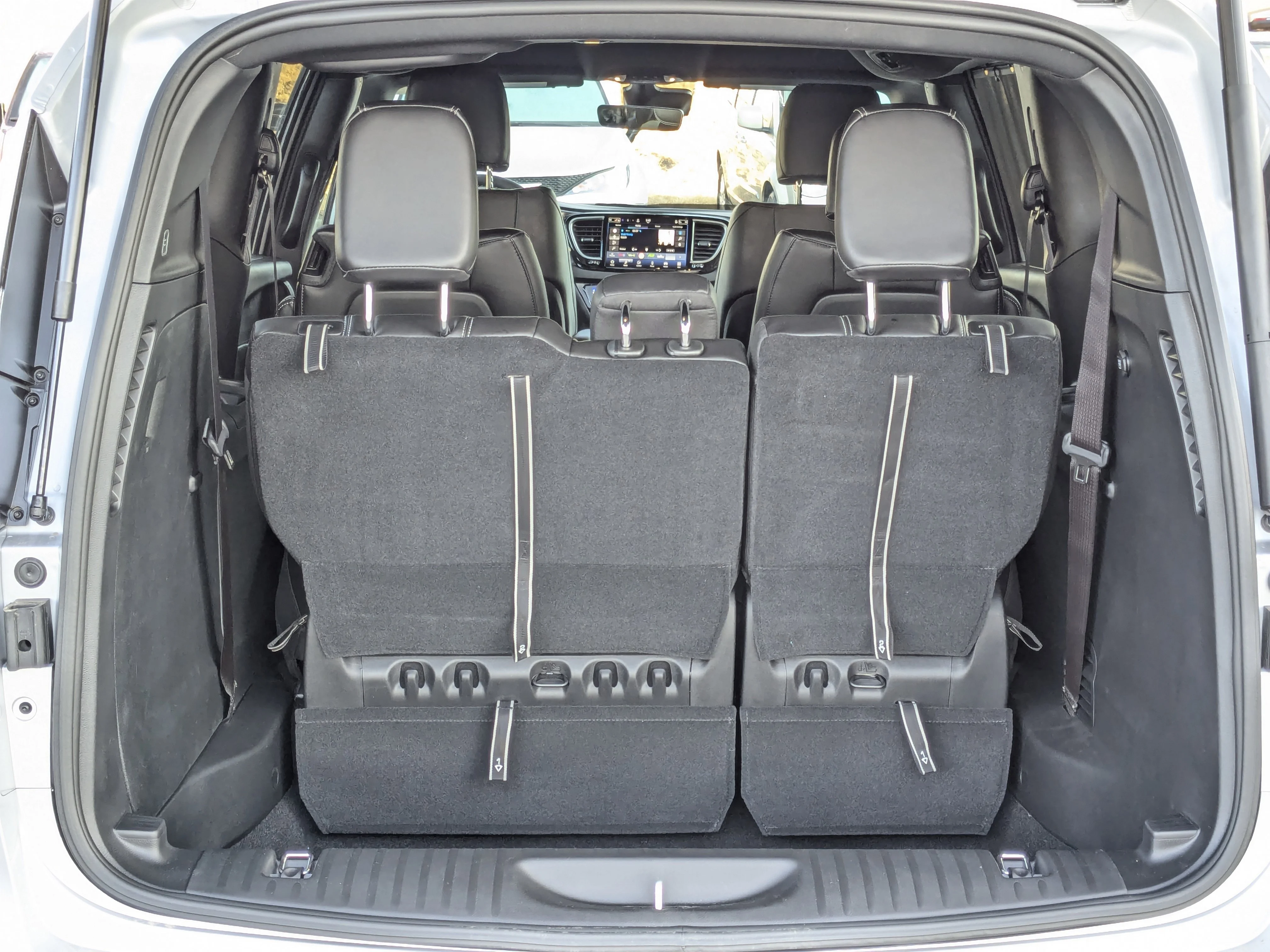 New 2026 Silver Chrysler SXT - - Stow n Go Seats - Power Sliding Doors - 10.1 Touchscreen - Heated Seats & More image 30