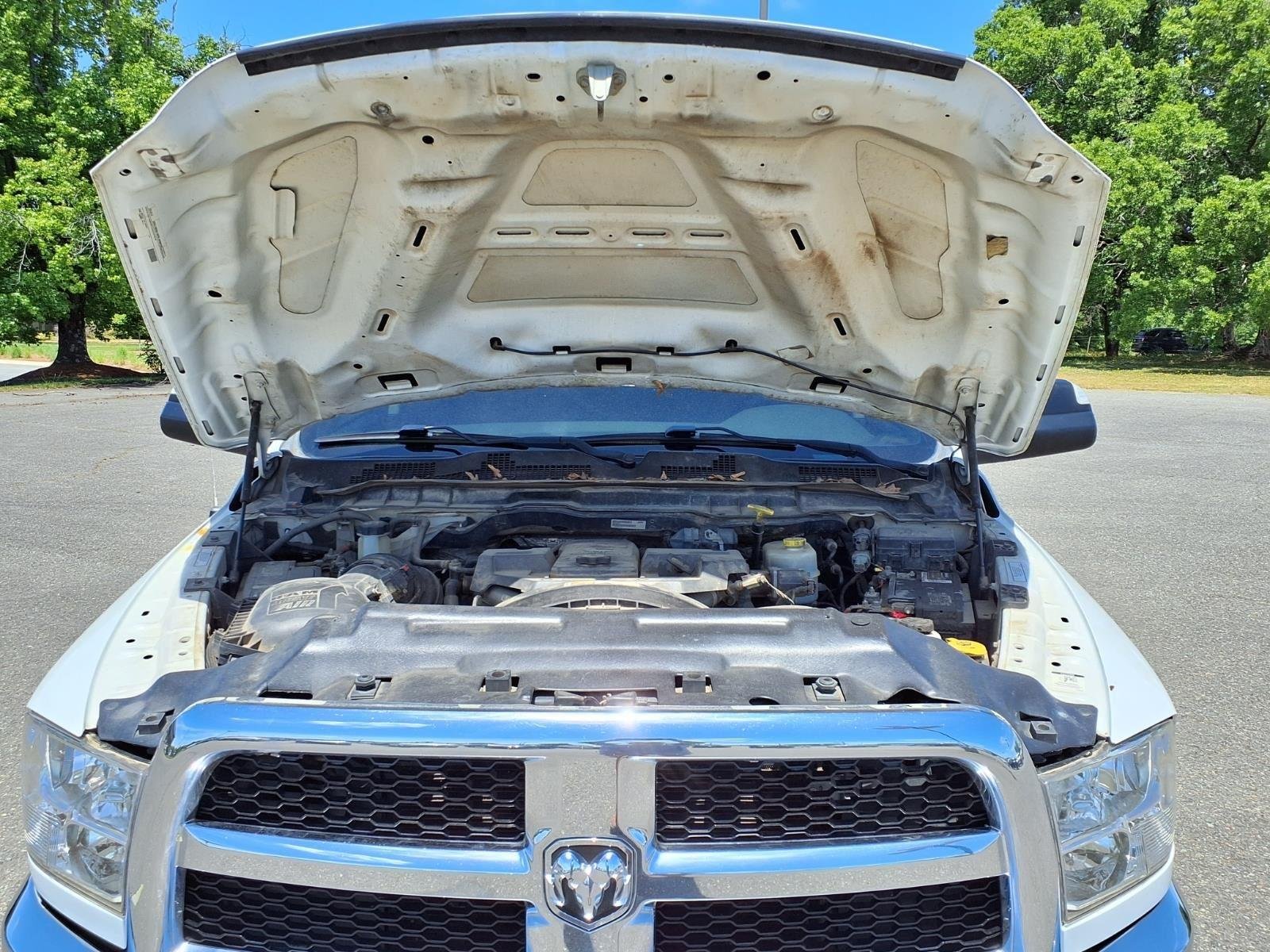 Used 2016 Bright White Clearcoat Ram Tradesman image 28