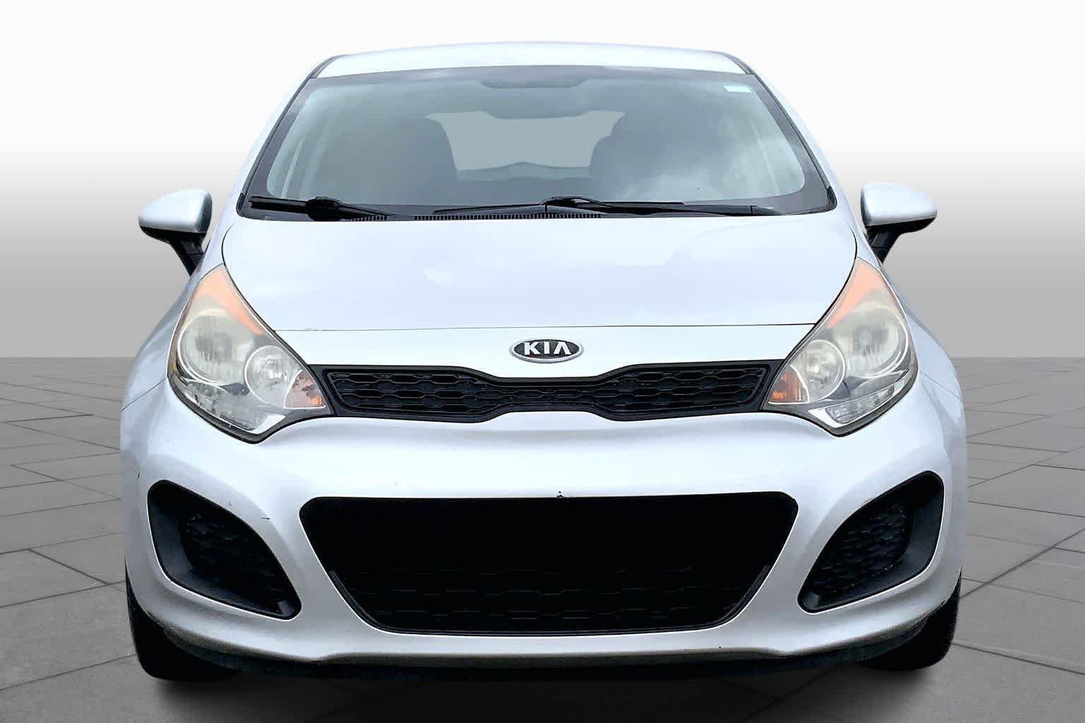 Used 2012 Bright Silver Kia LX image 4