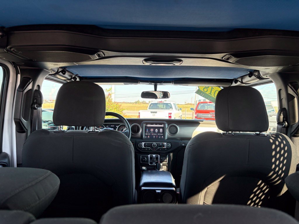 Used 2018 White Jeep Unlimited Sport S image 20