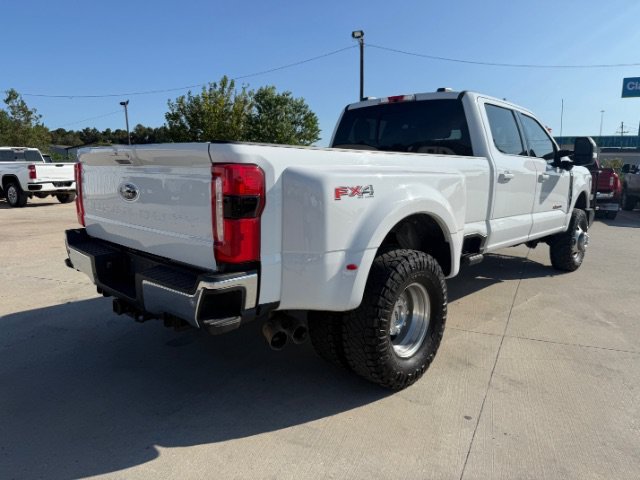Used 2023 White Ford LARIAT image 5