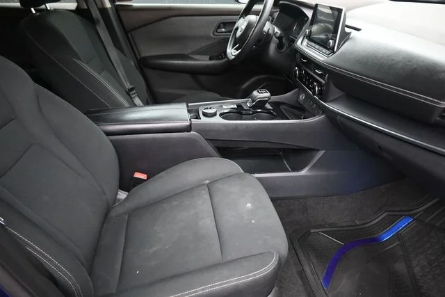 Used 2023 Blue Nissan S image 21