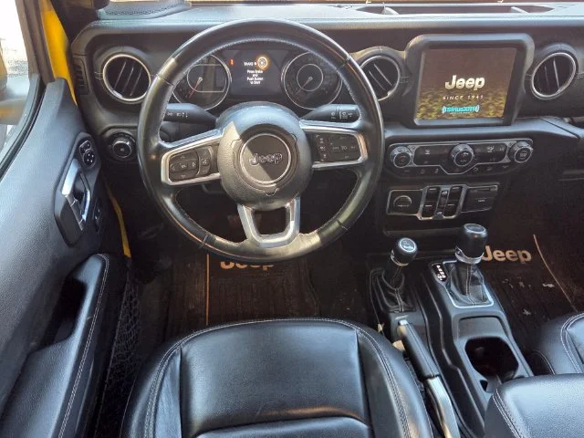 Used 2020  Jeep Unlimited Sahara image 6