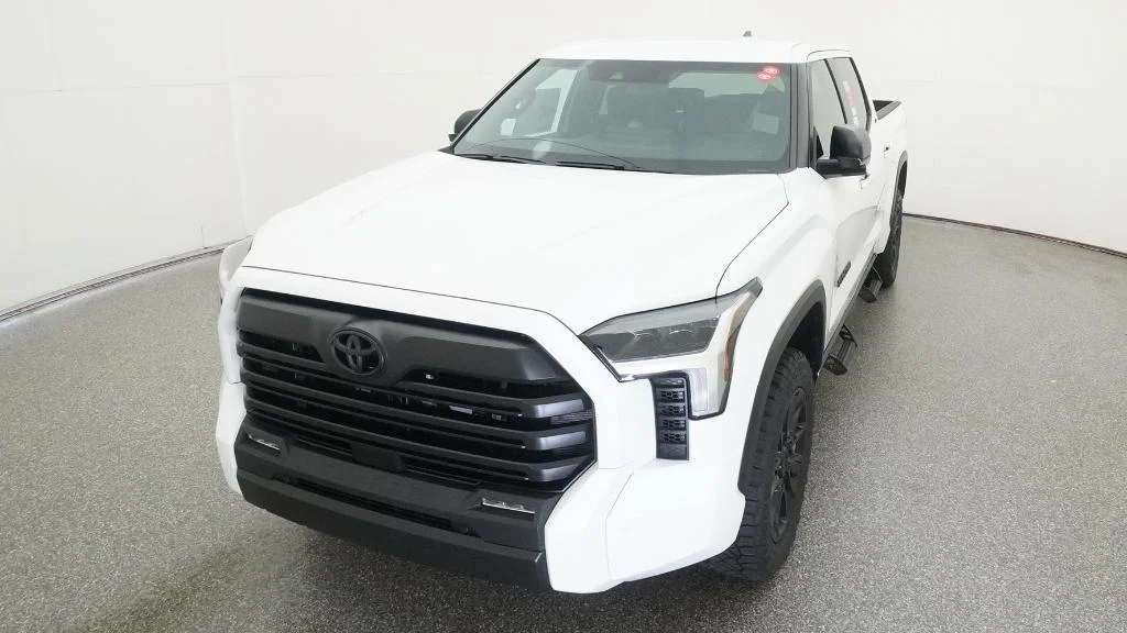 New 2025 Ice Cap Toyota SR5 image 4