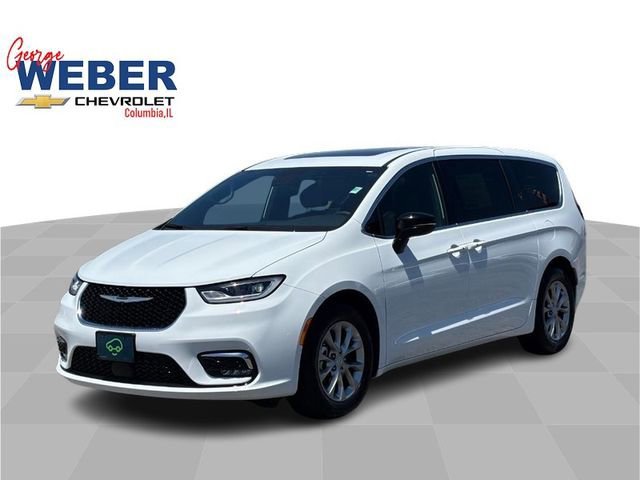 2026 Chrysler Pacifica Limited's photo