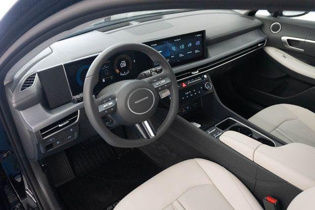 New 2026 Black Hyundai SEL Sport image 10