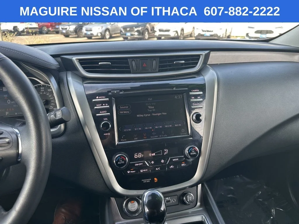 Used 2023 Silver Nissan SL image 11