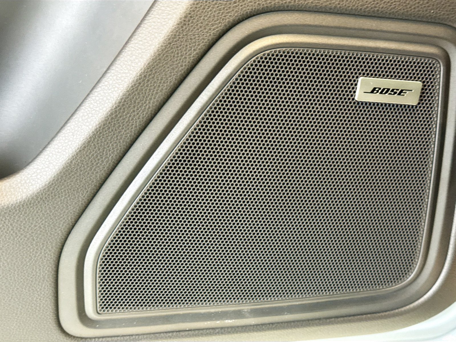 Used 2026 Dolomite Silver Metallic Porsche  image 12